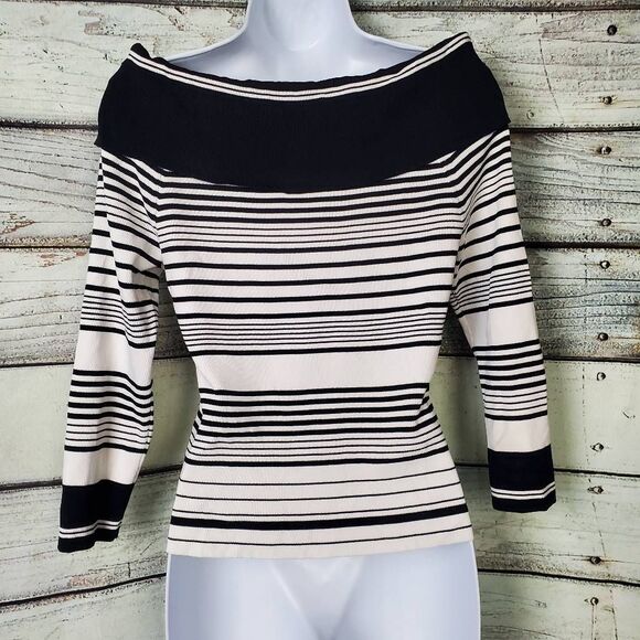 Gypsies & Generation Women’s Small Black White Striped Off-Shoulder Sweater - Picture 4 of 7